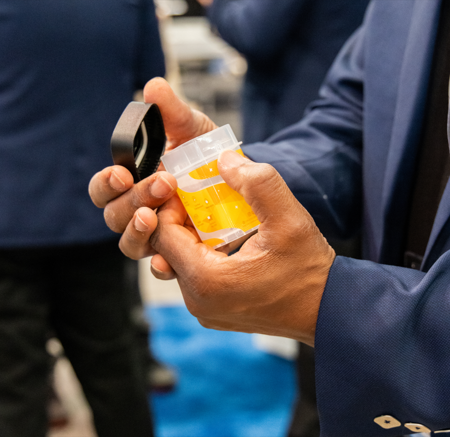 Comparing Plastic and Metal Lids for Cannabis Packaging