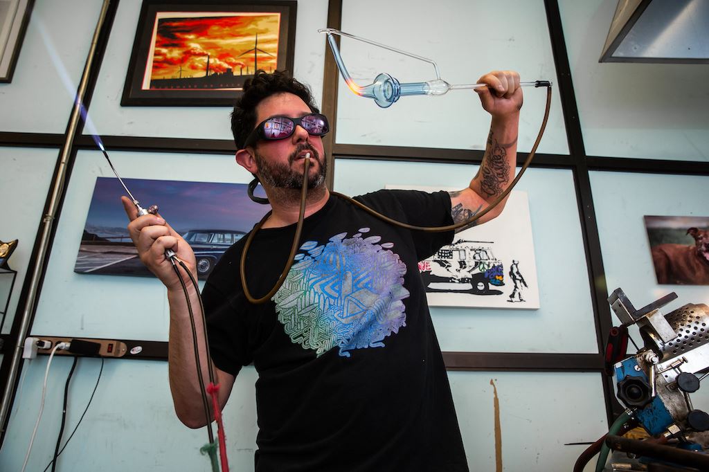 Glass Artist: Vela G